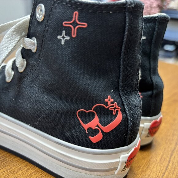 Girls Converse High Top All Star Sneakers Size12 - Picture 1 of 6